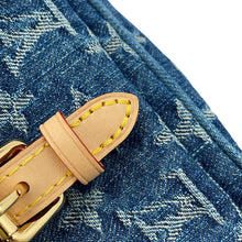 将图像加载到图库查看器中，LOUIS VUITTON Pochette Accessoires Cargo Blue DenimM27602 Monogram Denim
