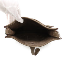 Load image into Gallery viewer, HERMES Evelyne3 EtoupeH087941CK18 Taurillon Clemence Size 23

