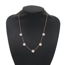 Load image into Gallery viewer, Van Cleef &amp; Arpels Fleurette Necklace 5 Flowers 18K Yellow Gold
