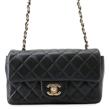 Load image into Gallery viewer, CHANEL Matelasse ChainShoulder Bag BlackA69900 Lambskin Size 20
