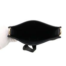 Load image into Gallery viewer, HERMES Evelyne Short Black Taurillon Clemence Size TPM
