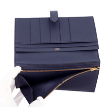 将图像加载到图库查看器中，HERMES Bean Soufre Blue Indigo Epsom

