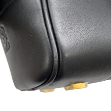 将图像加载到图库查看器中，LOEWE Amazona Square BlackA039N10X03 Calf Leather Size 19
