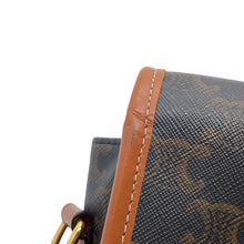 Load image into Gallery viewer, CELINE Triomphe Folco Shoulder Tan191502BZJ.04LU PVC Leather Size Medium
