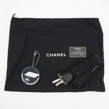 将图像加载到图库查看器中，CHANEL Airline Shoulder Bag Blue/White/Black Nylon
