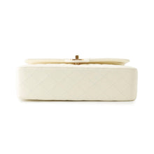 Load image into Gallery viewer, CHANEL Matelasse Double Flap Chain Shoulder Bag WhiteA01112 Lambskin Size 25
