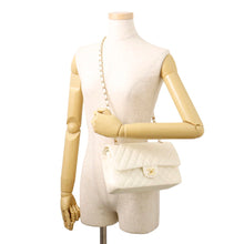 将图像加载到图库查看器中，CHANEL Matelasse Double Flap Chain Shoulder Bag WhiteA01112 Lambskin Size 25
