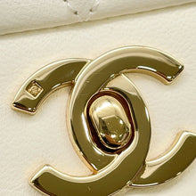 Load image into Gallery viewer, CHANEL Matelasse Double Flap Chain Shoulder Bag WhiteA01112 Lambskin Size 25
