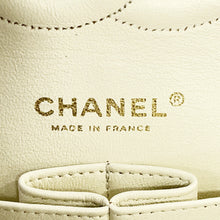 Load image into Gallery viewer, CHANEL Matelasse Double Flap Chain Shoulder Bag WhiteA01112 Lambskin Size 25

