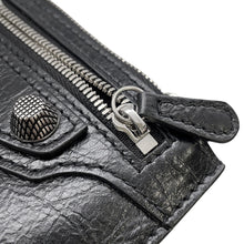 Load image into Gallery viewer, BALENCIAGA Luca Goal Bag Charm Belt Size 105 Black718979 Leather
