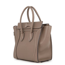 Load image into Gallery viewer, CELINE Luggage micro shopper Greige189793 Leather
