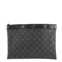 Load image into Gallery viewer, LOUIS VUITTON Pochette・Discovery NoirM62291 Monogram Eclipse
