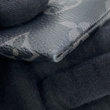 Load image into Gallery viewer, LOUIS VUITTON Pochette・Discovery NoirM62291 Monogram Eclipse
