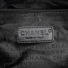 将图像加载到图库查看器中，CHANEL Chocolate Bar Handbag BlackA20182 Leather
