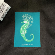Load image into Gallery viewer, HERMES Riley Cap Size 58 Khaki Cotton59% Polyamide41%
