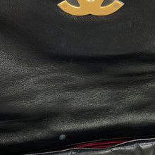将图像加载到图库查看器中，CHANEL CHANEL19 ChainShoulder BlackAS1160-B04852-94305 Shiny Lambskin Size 25
