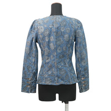 Load image into Gallery viewer, CHANEL Collarless denim jacket Size 38 BlueP70737 94% Cotton, 4% Elastopolyester, 2% Elastane
