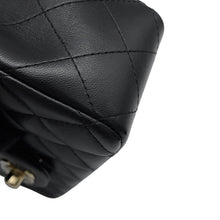 将图像加载到图库查看器中，CHANEL Matelasse Top Handle Mini Flap Bag BlackAS2431 Lambskin
