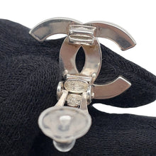 Load image into Gallery viewer, CHANEL Earring CC Logo Metal
