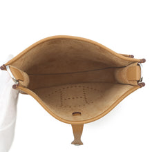 将图像加载到图库查看器中，HERMES Evelyne 3 Sesame Taurillon Clemence Size 23
