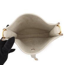将图像加载到图库查看器中，HERMES Evelyne3 Craie Taurillon Clemence Size 23
