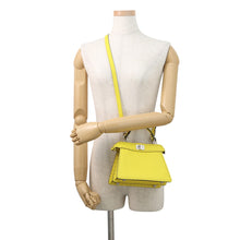 将图像加载到图库查看器中，FENDI Peekaboo Selleria I see you Yellow8BN335 Leather Size Petit
