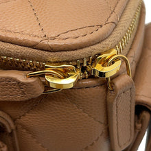 将图像加载到图库查看器中，CHANEL Matelasse 2WAY vanity bag Jasmin FlowerAP3017 Caviar Leather
