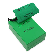 将图像加载到图库查看器中，Bottega Veneta Maxi INTRECCIATO Bifold Wallet Compact Billfold Black Leather
