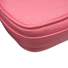 Load image into Gallery viewer, BALENCIAGA Lucagol Heart ChainShoulder Bag Pink722781 Leather
