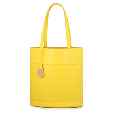 将图像加载到图库查看器中，Ferragamo Charming Logo Tote Bag Yellow217533 770685 Leather Size Small
