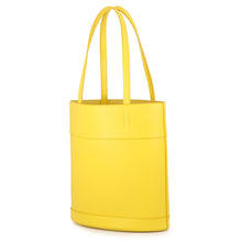 将图像加载到图库查看器中，Ferragamo Charming Logo Tote Bag Yellow217533 770685 Leather Size Small
