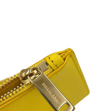 将图像加载到图库查看器中，Ferragamo Charming Logo Tote Bag Yellow217533 770685 Leather Size Small
