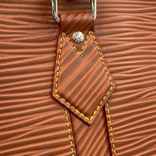 将图像加载到图库查看器中，LOUIS VUITTON Alma Travel CognacM23102 Epi XL Size GM
