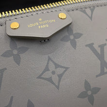 Load image into Gallery viewer, LOUIS VUITTON Vanity Chain Pouch Trianon GreyM12427 Calf Leather
