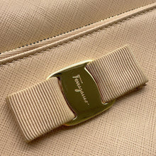 Load image into Gallery viewer, Ferragamo Vara Ribbon Shoulder Bag Beige Leather
