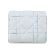 将图像加载到图库查看器中，Dior cannage compact wallet Light BlueS2608PUQA Leather
