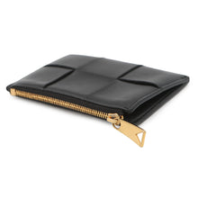将图像加载到图库查看器中，Bottega Veneta Cassette Maxi Intrecciato Fragment Case Black681010 Leather
