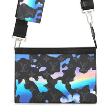 将图像加载到图库查看器中，LOUIS VUITTON Room with a View Gaston Wearable Wallet NoirM81753 Monogram Eclipse
