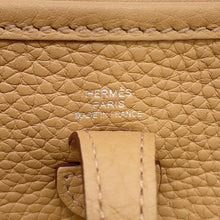 Load image into Gallery viewer, HERMES Evelyne Short Biscuit Taurillon Clemence Size TPM
