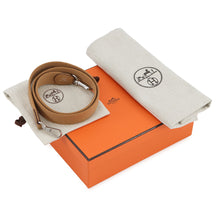 Load image into Gallery viewer, HERMES Evelyne Short Biscuit Taurillon Clemence Size TPM
