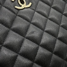Load image into Gallery viewer, CHANEL Matelasse ChainTote Bag BlackA91046 Caviar Leather Size Large
