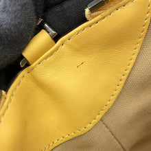 将图像加载到图库查看器中，Givenchy Antigona Soft YellowBB50F2B0WD-741 Calf Leather Size Medium
