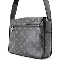 Load image into Gallery viewer, LOUIS VUITTON District NV3 NoirM46255 Monogram Eclipse Size PM
