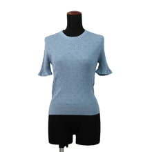 Load image into Gallery viewer, CHANEL CC Logo Short-Sleeve Ribbed Knit Sweater Size 38 BlueP79244 Cotton 98% Polyamide 1% Polyurethane 1%
