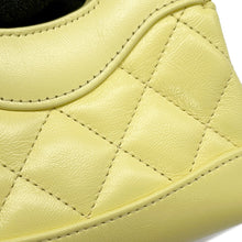 将图像加载到图库查看器中，CHANEL ChainClutch Shoulder Bag YellowAP3875 Lambskin
