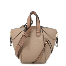 Load image into Gallery viewer, LOEWE hammock bag compact SandA538H13X03 2150 Soft Grained Calf Leather
