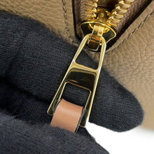 Load image into Gallery viewer, LOEWE hammock bag compact SandA538H13X03 2150 Soft Grained Calf Leather
