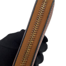 将图像加载到图库查看器中，LOEWE Star motif long wallet Brown199N41CF13 Leather
