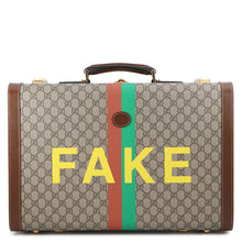 将图像加载到图库查看器中，GUCCI Fake knot print suitcase Beige/Brown611642 GG Supreme Leather Size Medium
