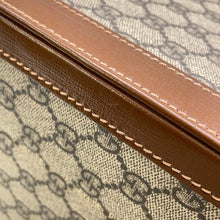 将图像加载到图库查看器中，GUCCI Fake knot print suitcase Beige/Brown611642 GG Supreme Leather Size Medium
